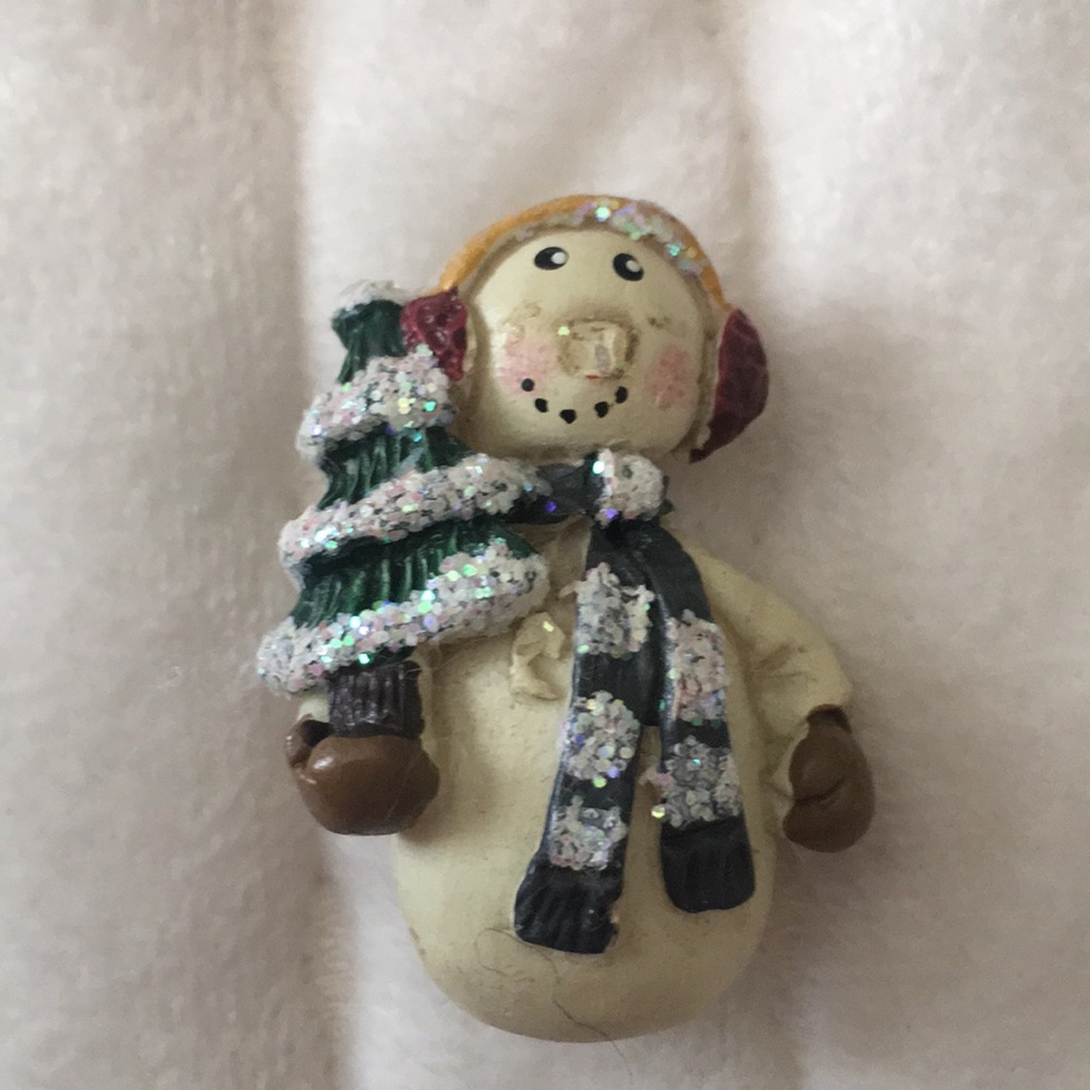 Christmas Holiday pins and earrings - Picture 4 of 8